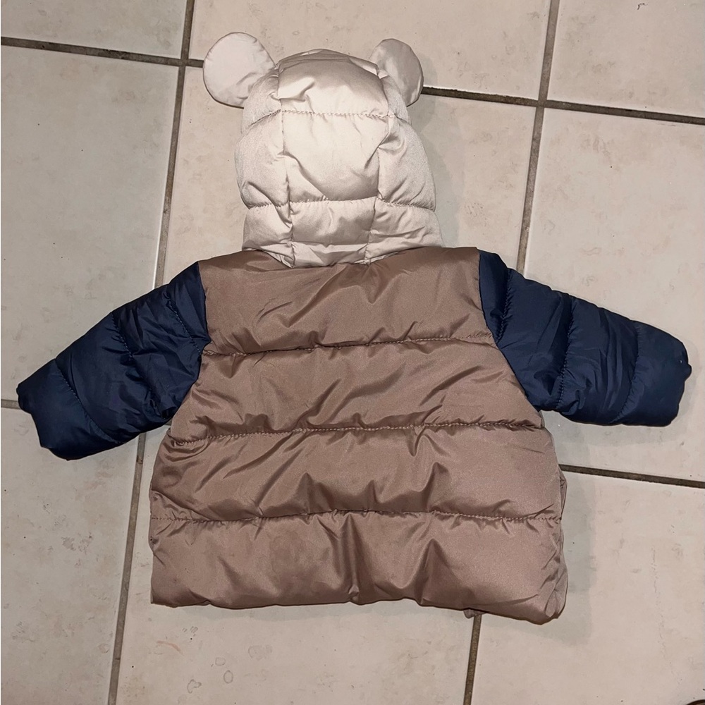Old Navy Baby Puffer Jacket with Bear Ears - Picture 3 of 4